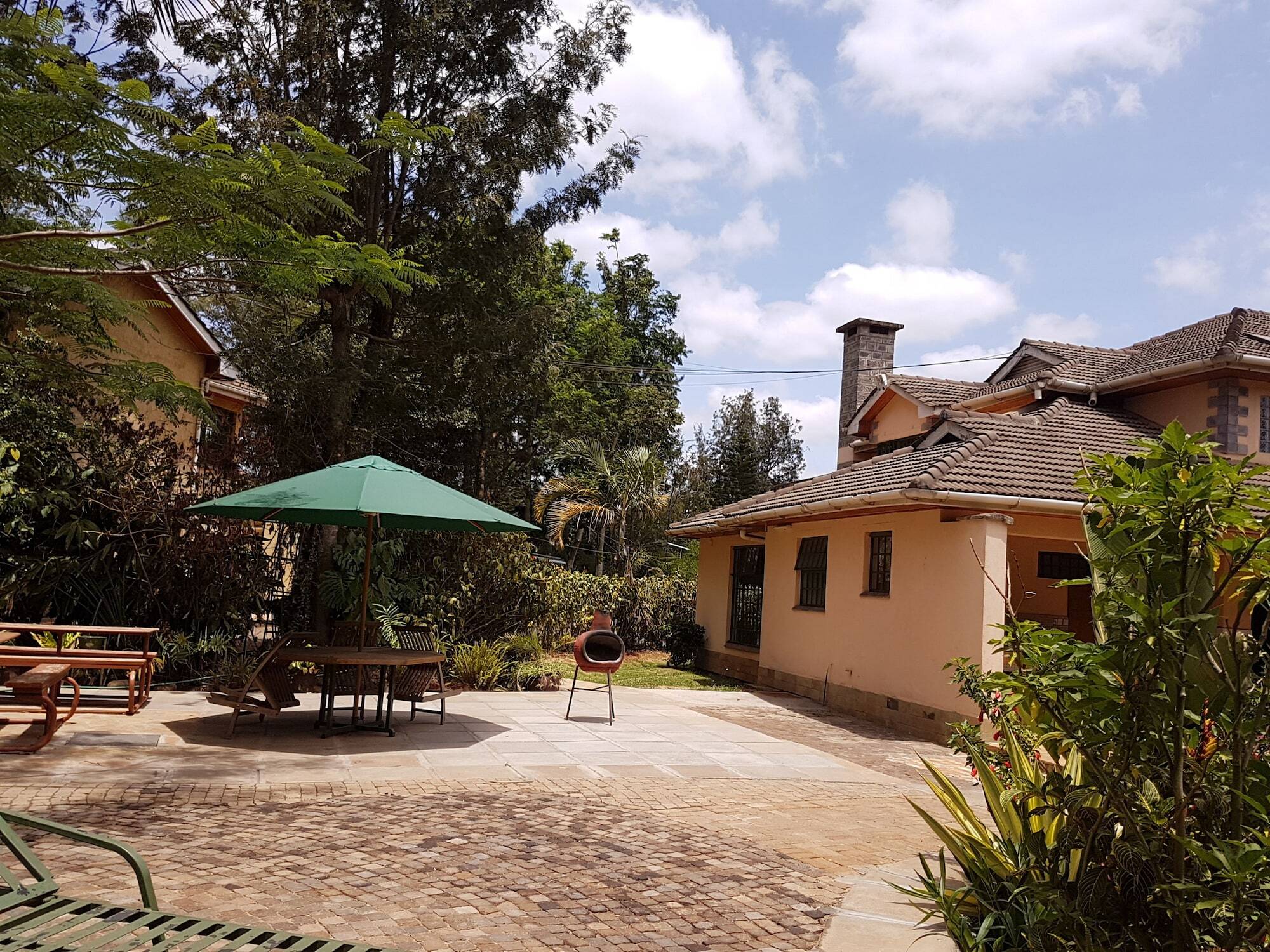 Spurwing Guest House Nairobi Extérieur photo